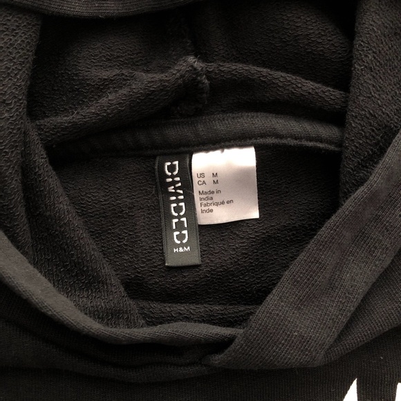 2/$30 ALL ITEMS WILL BE GONE BEFORE HOLIDAY AND NEGOTIABLE/BUY NOW! H&M Crop Top - Picture 3 of 3